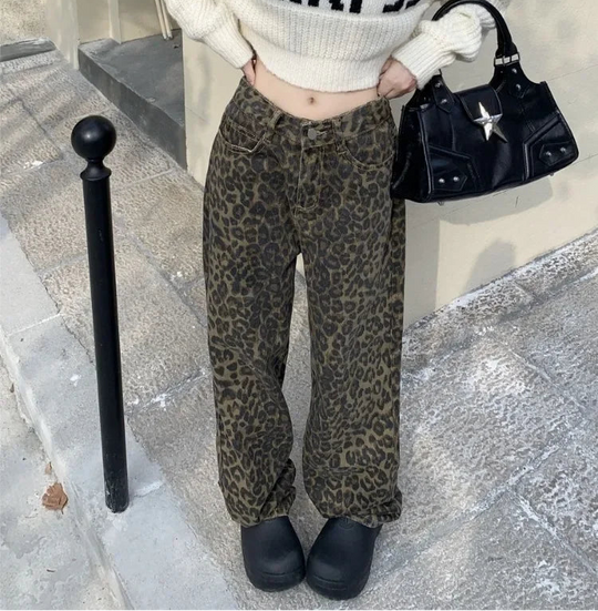 EB | Jeans mit Hoher Taille