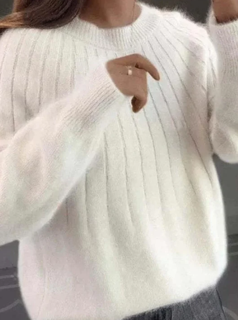 EB | Flauschiger Strickpullover
