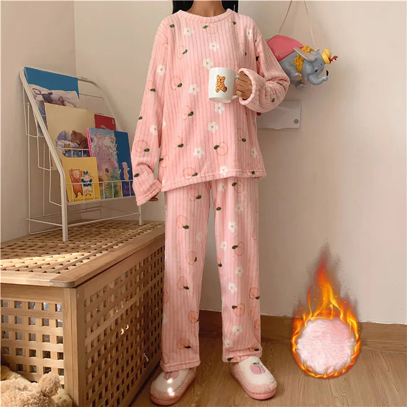 EB | Fleece Komfort Schlafanzug - Süß, warm und bequem in 7 trendigen Varianten