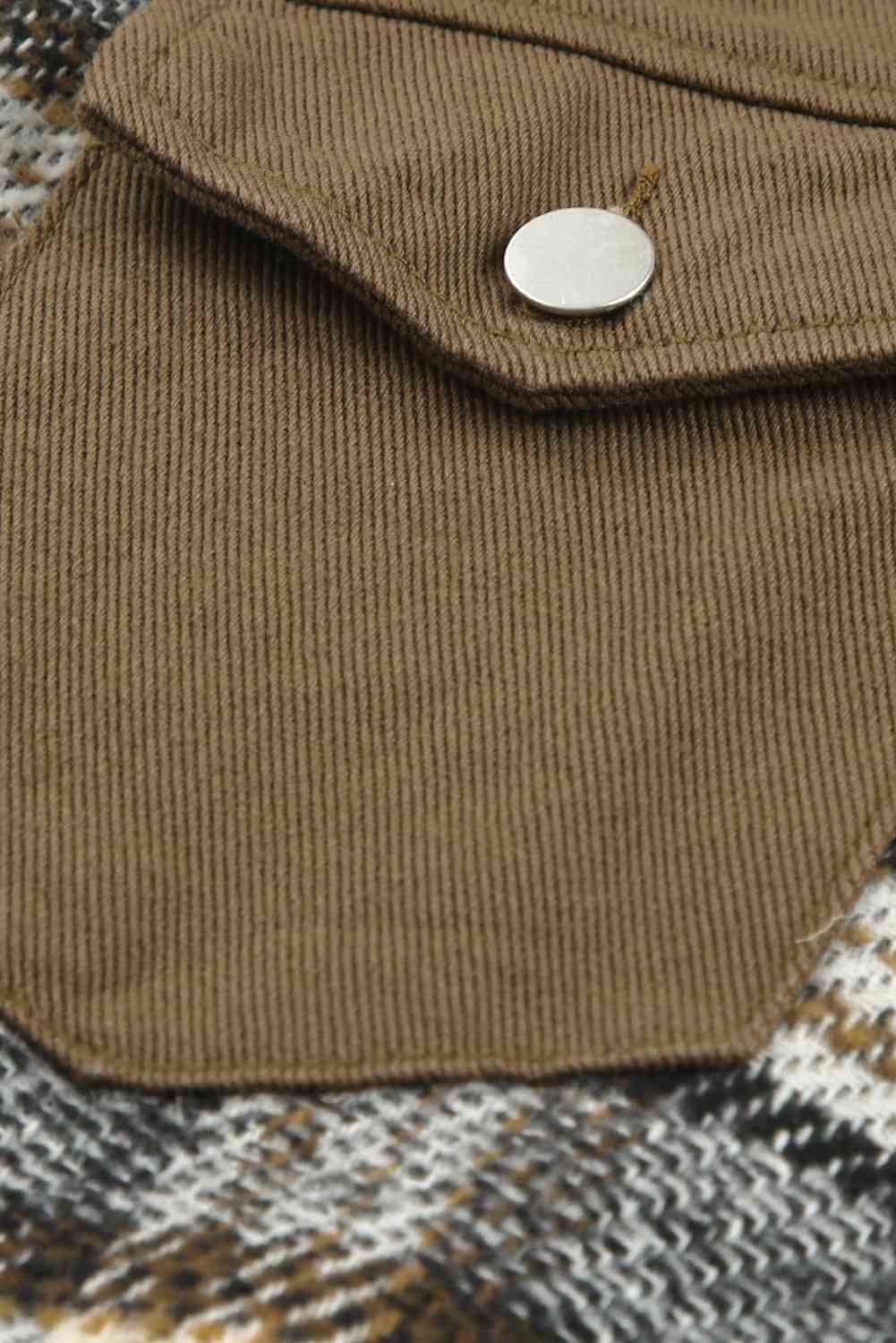 EB | Karo-Kragen-Denimjacke