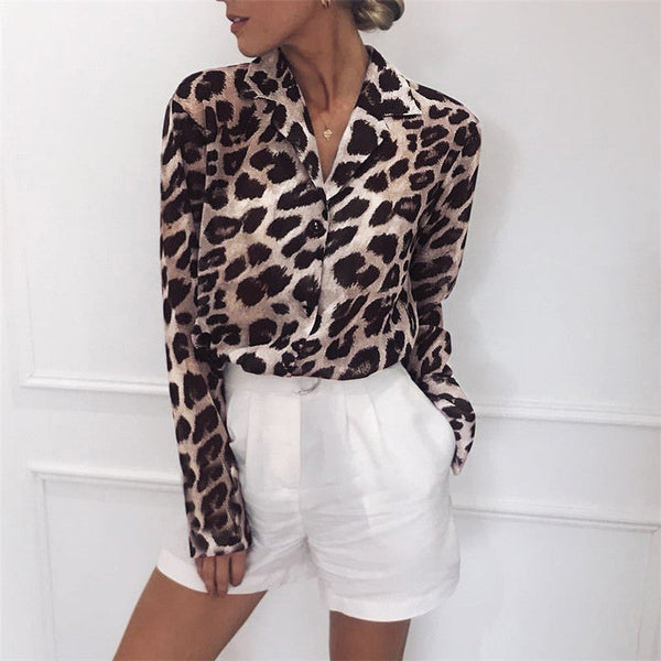 EB | Stylische Bluse mit Leopardenmuster, langen Ärmeln und umschlagbarem Kragen
