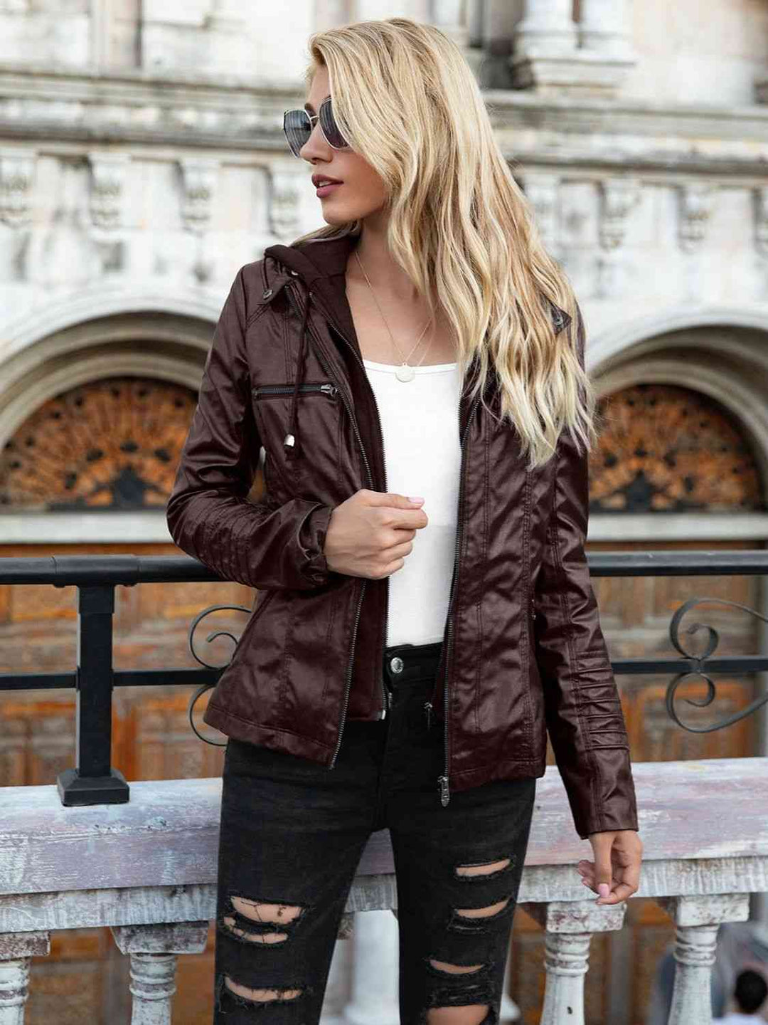 EB | PU-Jacke mit Kapuze und durchgehendem Reißverschluss