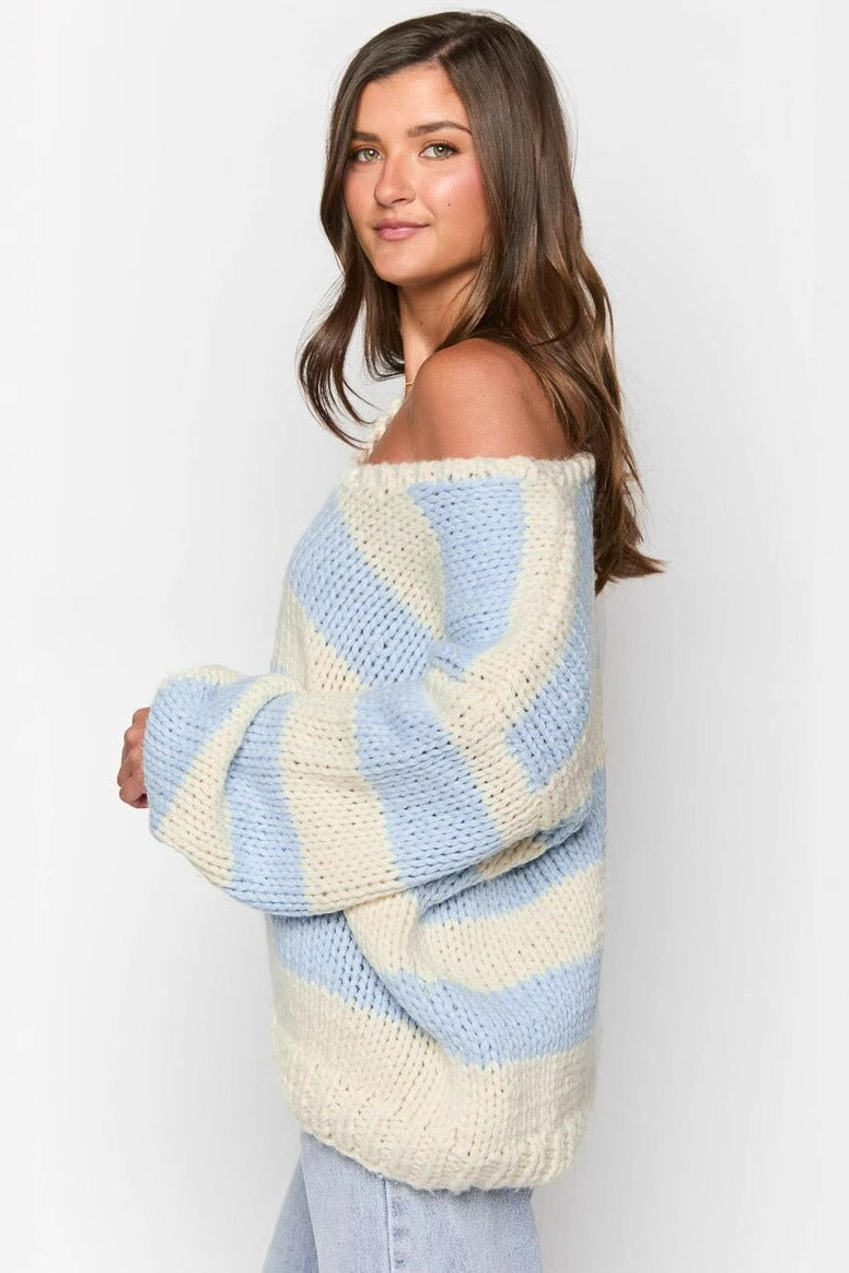 EB | gestrickter Pullover mit schulterfreiem Streifenmuster