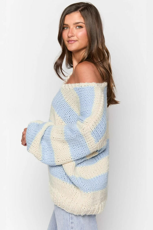 EB | gestrickter Pullover mit schulterfreiem Streifenmuster