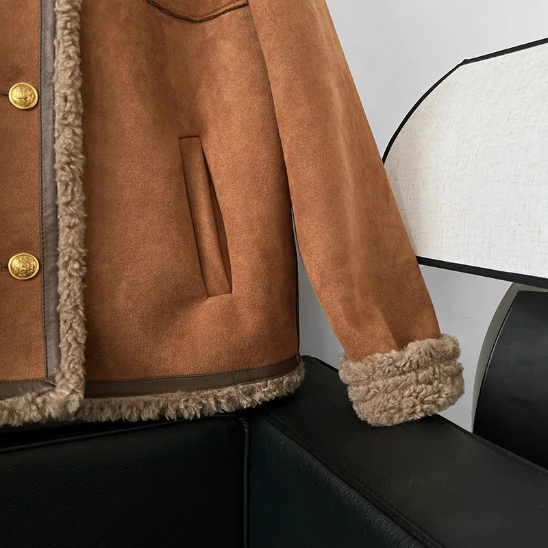 EB | Eleganter Plüschmantel