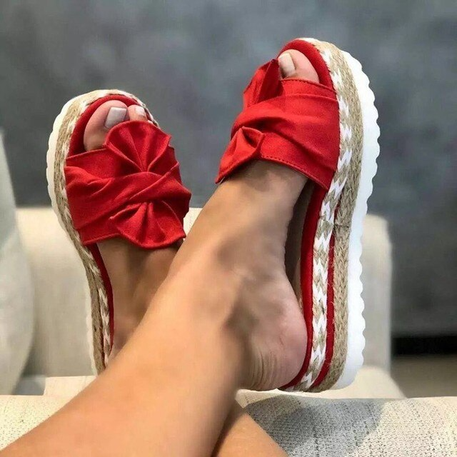 EB | Orthopädische Modedesign-Sandalen