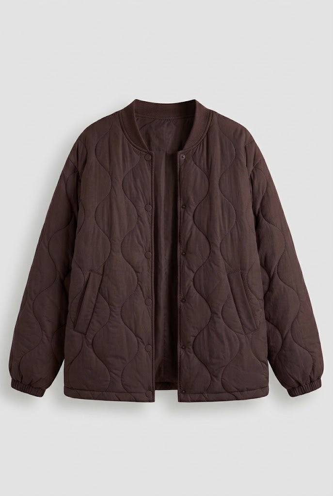 Damen nan leichte gesteppte Kurzjacke mit Wolkenquilt und Druckknopfblende EB