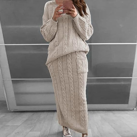 EB | Wintersatzs Aus Strickpullover und Rock