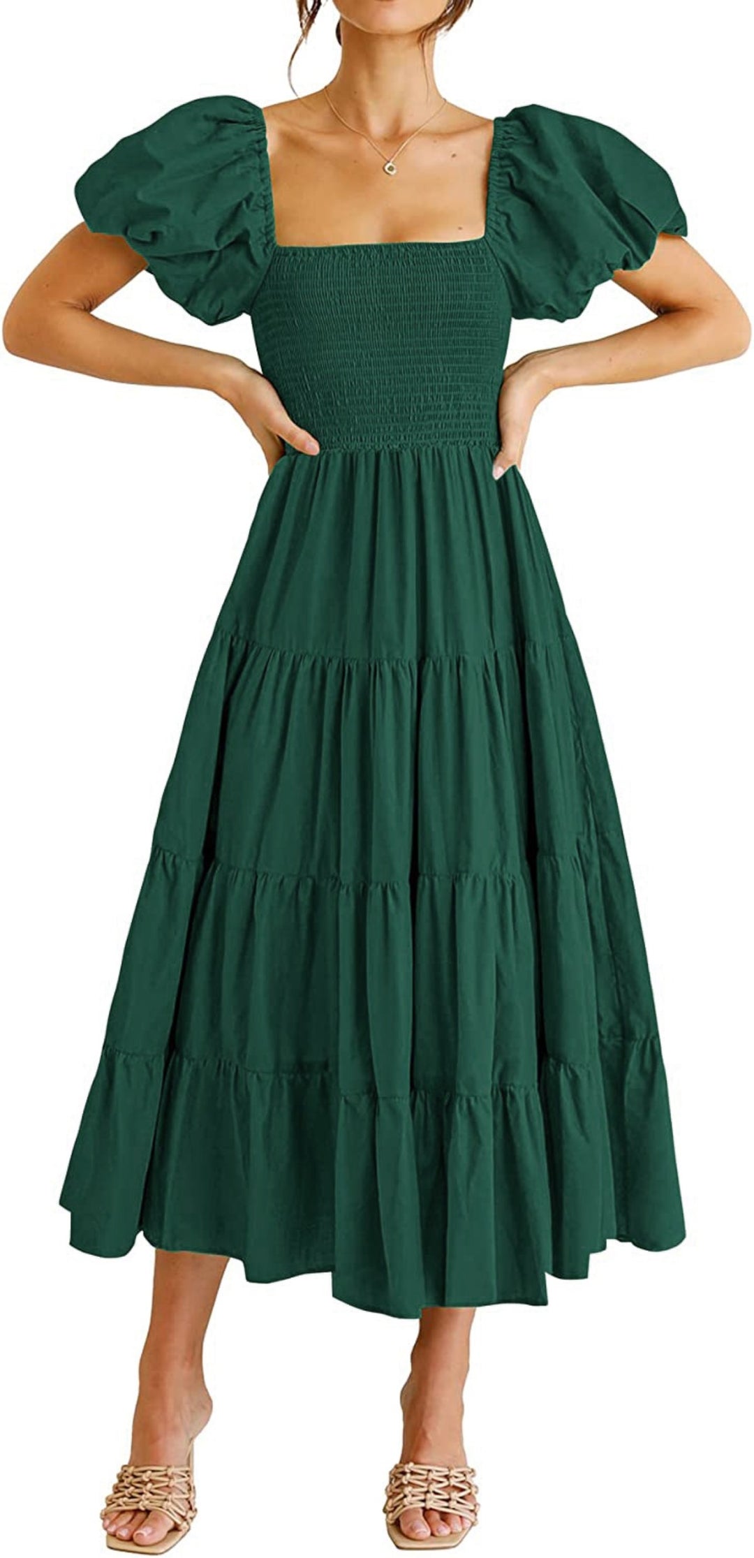 EB | Plissee-Kleid mit quadratischem Ausschnitt und Neckholder-Blasenärmeln