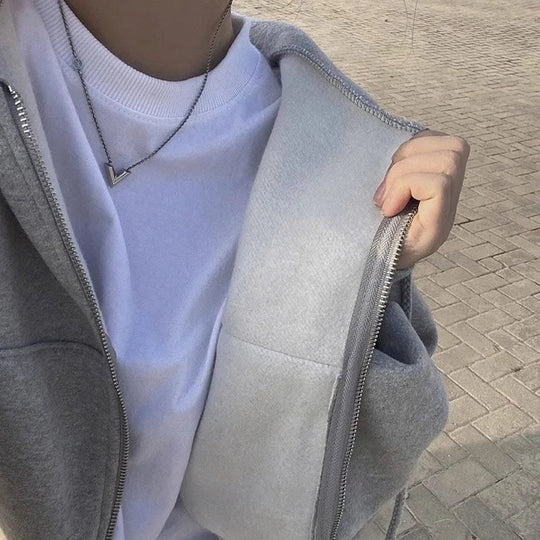 EB | Stilvoller Kurzer Kapuzenpullover