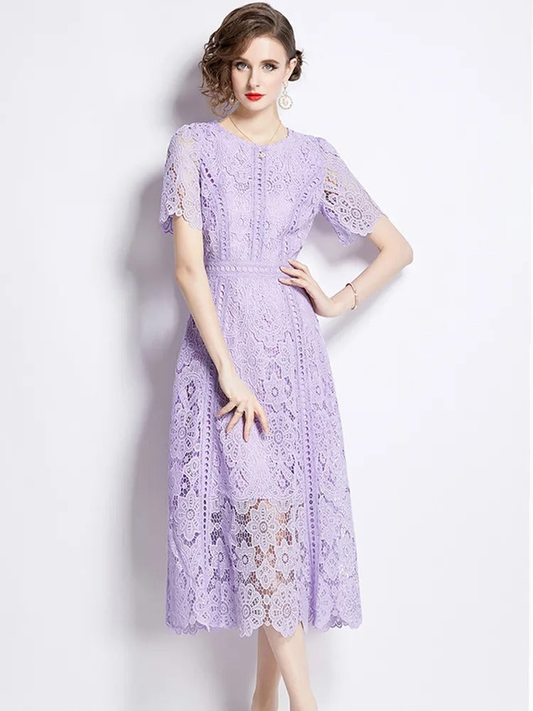 EB | Elegantes Spitzenkleid Midi-Länge