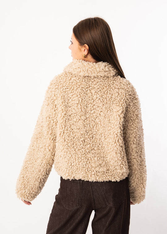EB | Locker Sitzende Schafslederjacke mit Locken