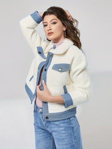 EB | Kurze Teddyjacke mit Denimdetails Polyester und Baumwolle Trendy und Komfortabel