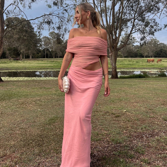 EB | Ein-Wort-Kragen-Plissee-Kleid aus Mesh mit diagonaler Spanne