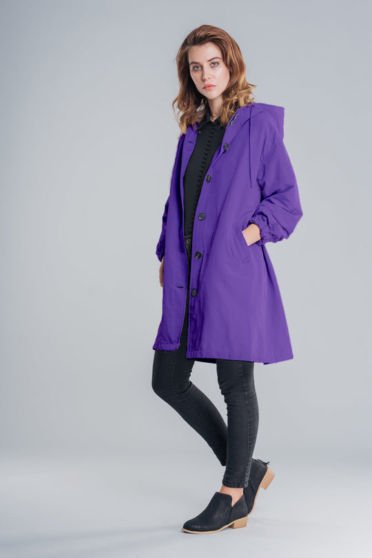EB | Schicke Weiße Regenjacke