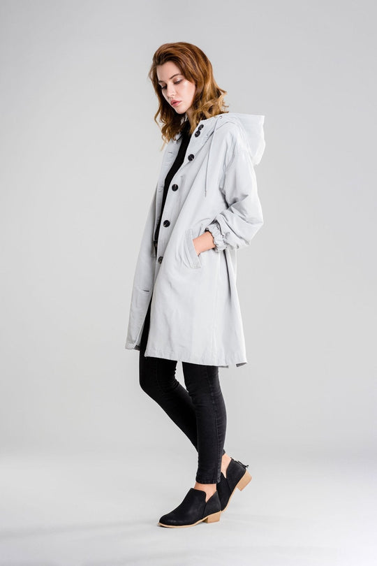 EB | Schicke Weiße Regenjacke