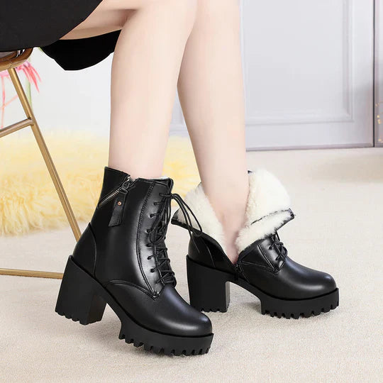 EB | Hiverluxe Raffinierte Winterstiefel