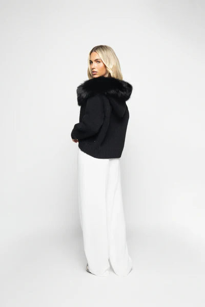 EB | Strickjacke mit Kunstpelzkragen Reißverschlussverschluss Warm und Stilvoll
