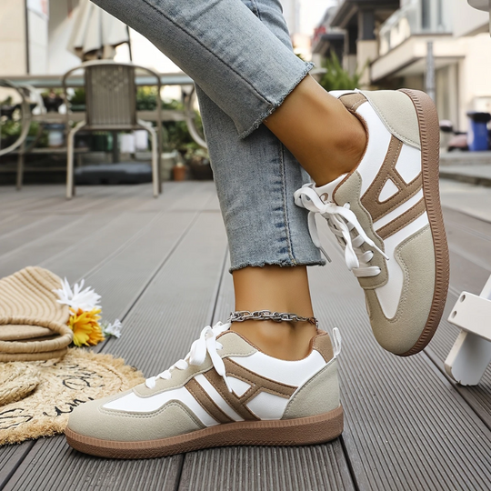 Klassische zweifarbige Schuhe EB EB
