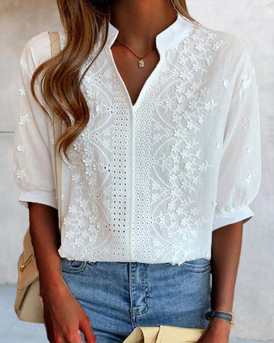 EB | Bestickte V-Ausschnitt Bluse