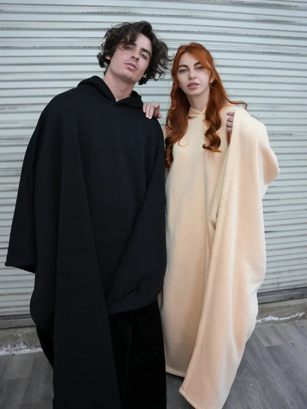 EB | Oversized Hoodie-Decke - Entspannungs-Kapuzenpullover Zum Wohlfühlen und Relaxen