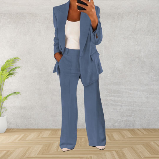EB | Stilvolle Blazer- und Hosenanzug