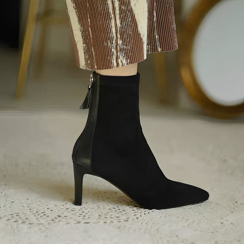 Freja Stilvolle Spitzstiefel mit Hohem Absatz und Reißverschluss EB