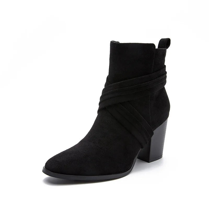 EB | Stilvolle Stiefel Für Eleganz
