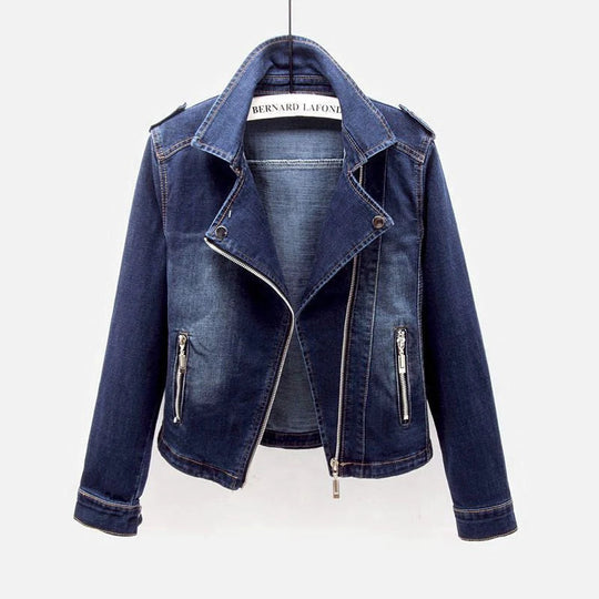 EB | Jeansjacke mit zeitlosem Fusionsstil