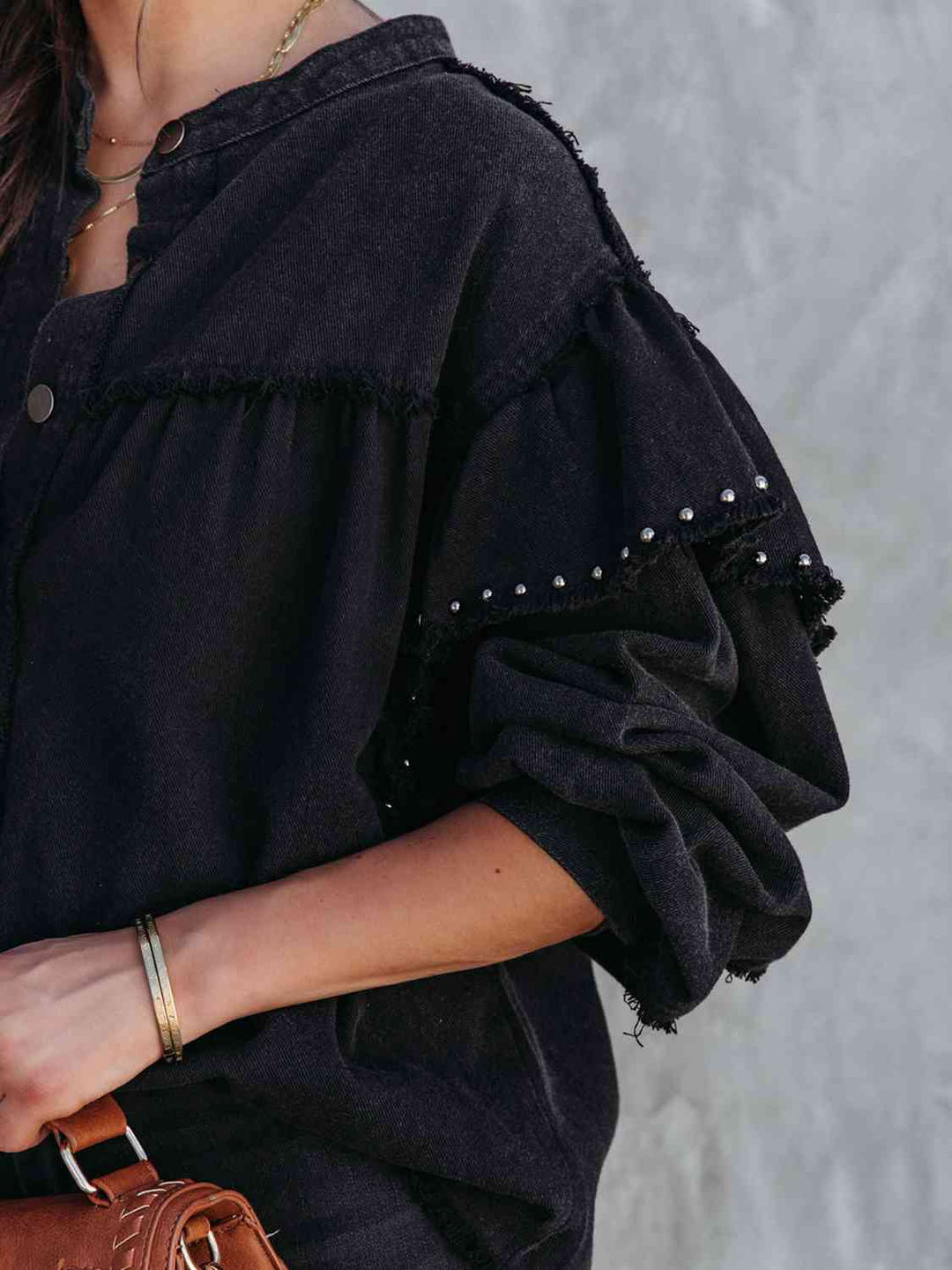 EB | Button Down Raw Hem Denim Jacke