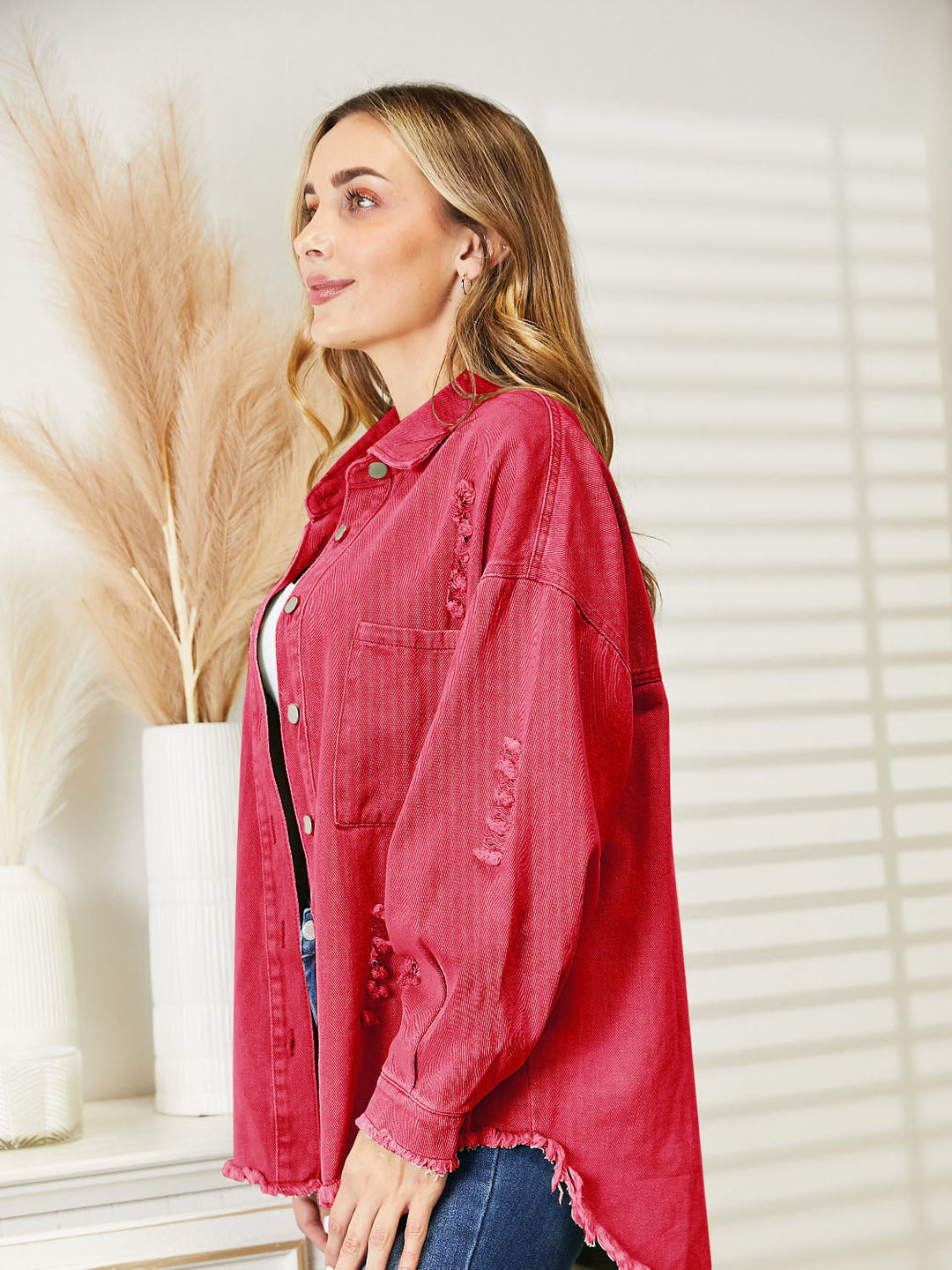 EB | Zerrissene Rohsaum-Denimjacke