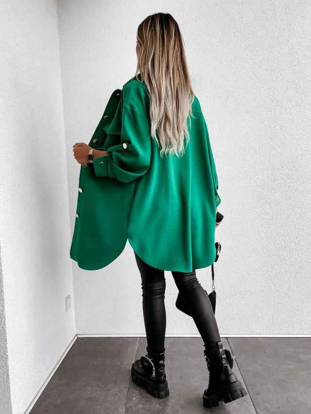 EB | Lange Hemdjacke mit Knöpfen, Wollkragen und Revers
