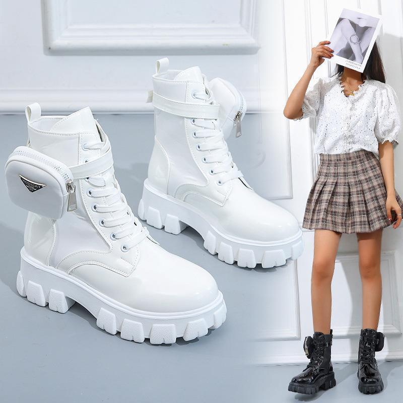 Modische Stiefel für Frauen EB