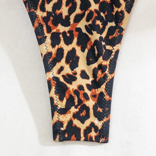 EB | Teiliger Leopard-Bikini