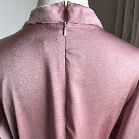 EB | Elegant Satin Gebundenes Kleid