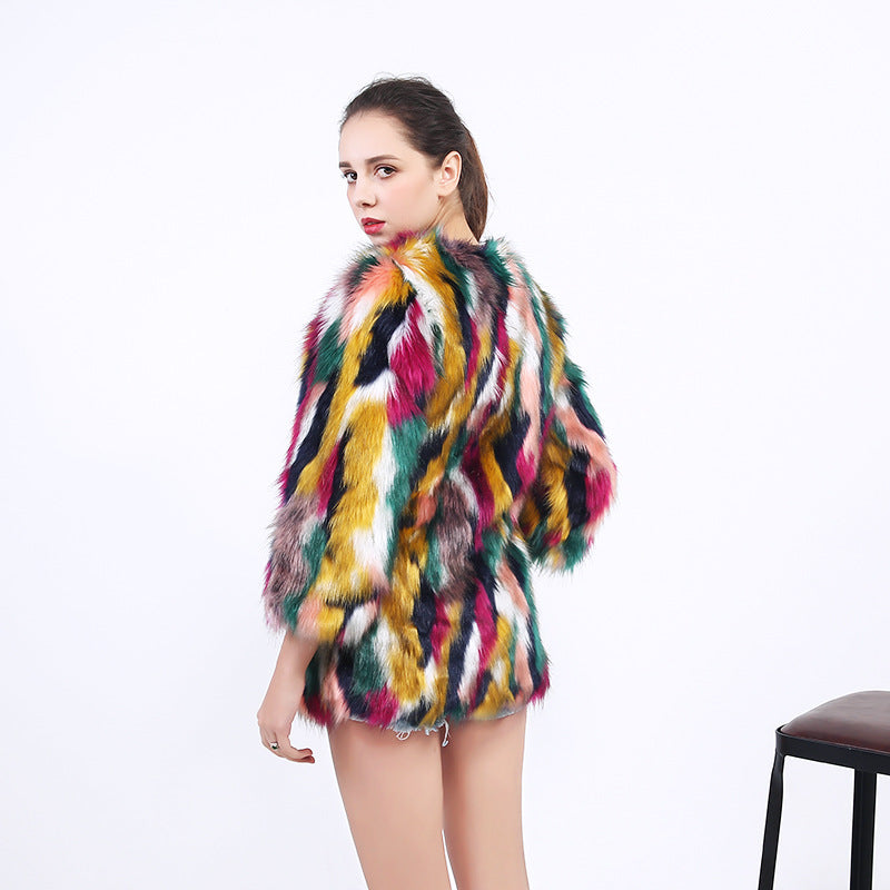 Damen Modische Kunstfelljacke mit auffälligem Design EB