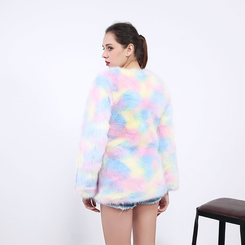 Damen Verspielte Kunstpelzjacke mit bunten Pastelltönen EB