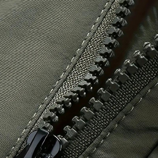 EB | Herren Outdoor-Jacke isoliert