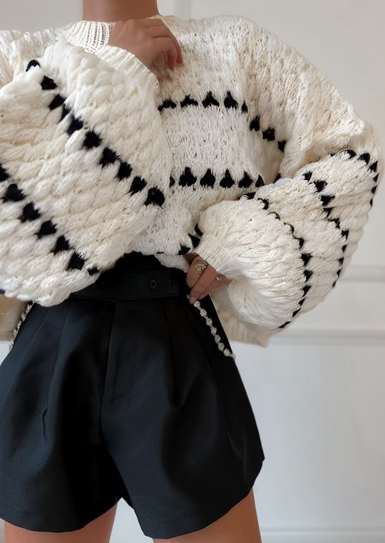 EB | Kräftiger Strickpullover Kontrastierendes Design Warm und Zeitgemäß