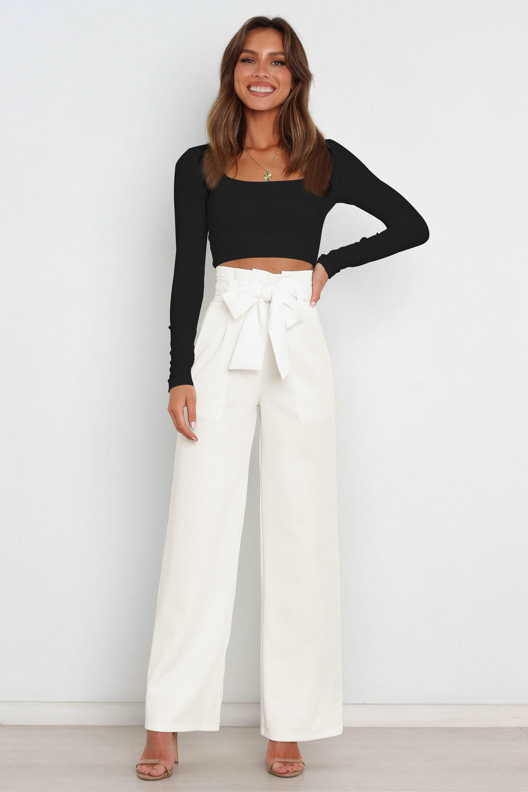 EB | Hohe Taille Paperbag Hose mit Schleifendetail