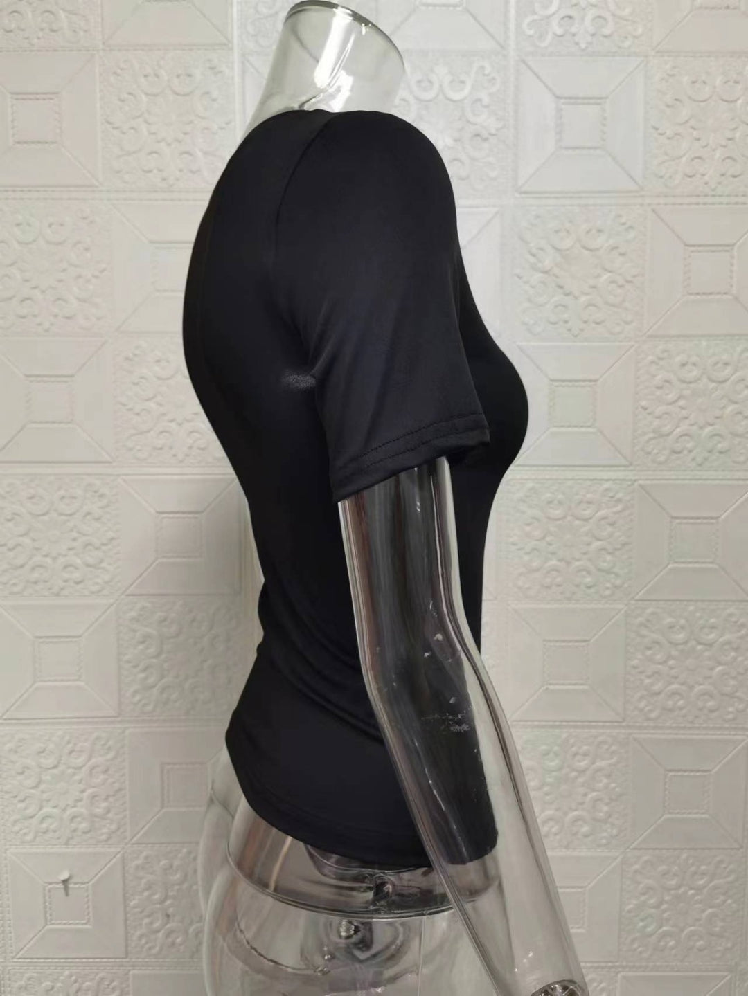 EB | Einfarbiges Slim-Fit-Unterhemd