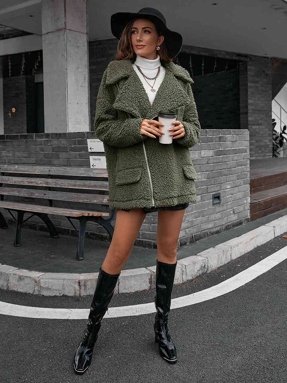 EB | Double Take Zip up Teddy Jacke mit Kragen
