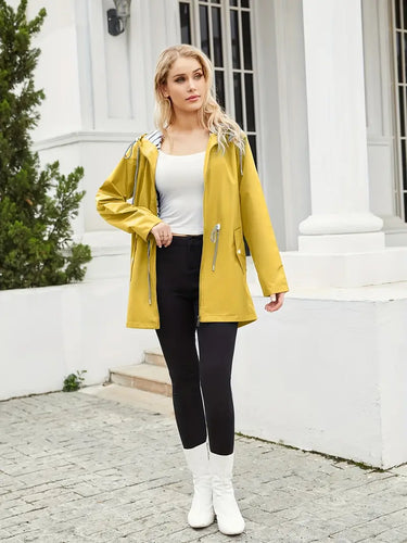 EB | Regenjacke - Wasserdicht mit Kapuze - Verstellbare Passform - Praktische Taschen