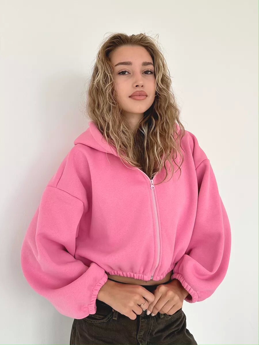 EB | leichter kurzer Sport-Sweatshirt mit Kapuze