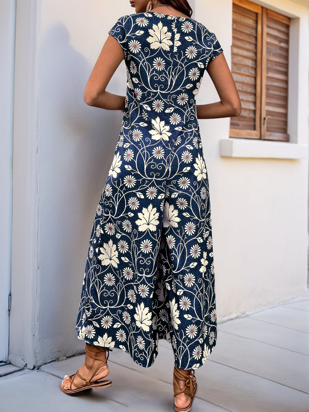 EB | Lockerer Jumpsuit mit Blumendruck