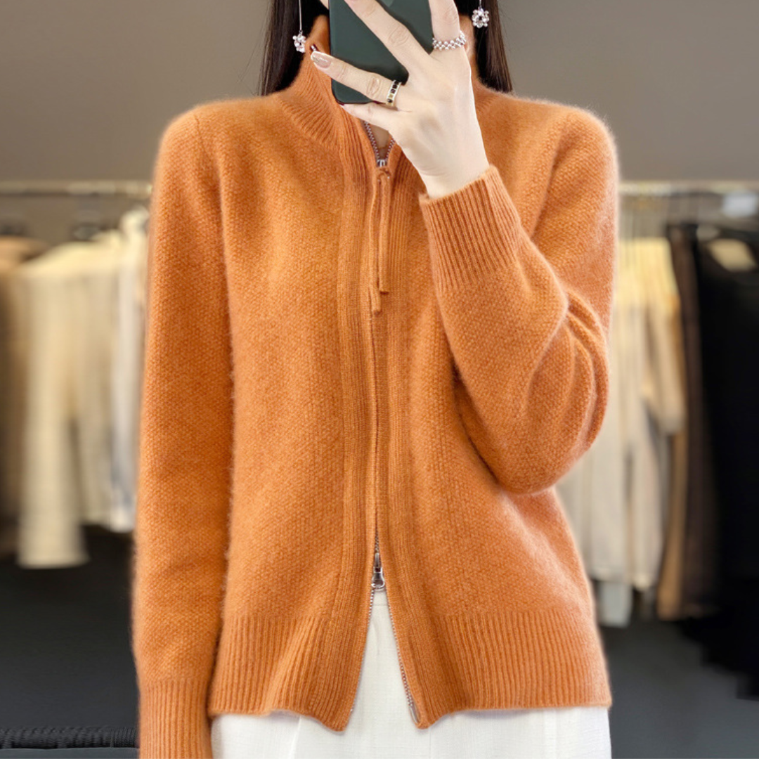 EB | Strickjacke mit elegantem Design und Reißverschluss
