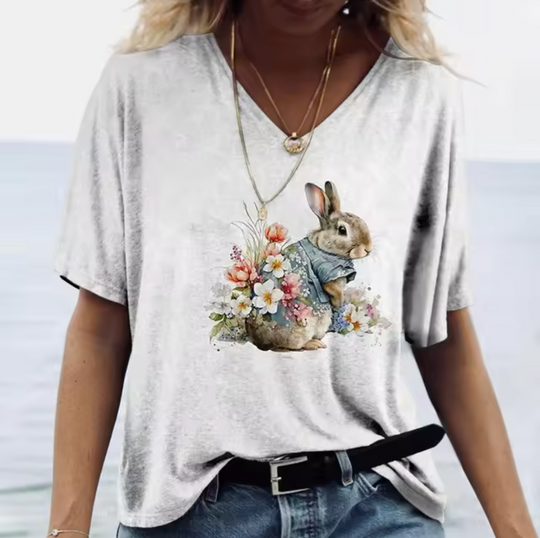 EB | Weiße T-Shirts mit Hasenmotiven