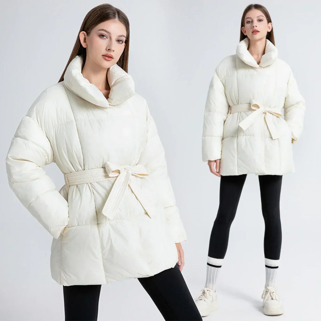 EB | Arctic Allure Mantel