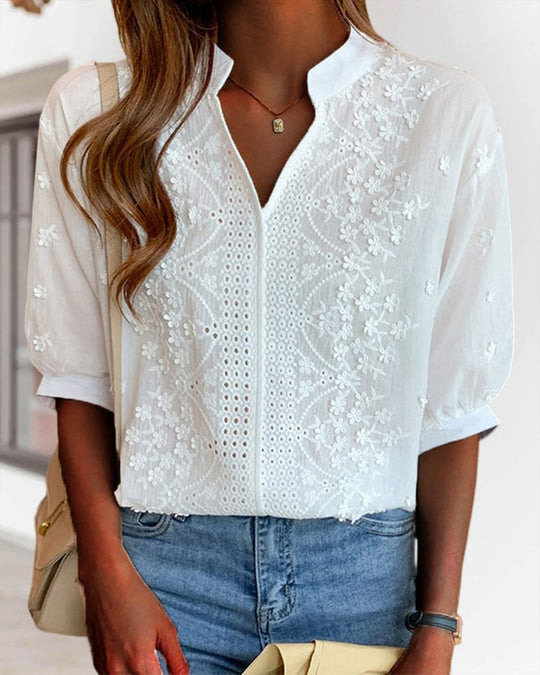 EB | Bestickte V-Ausschnitt Bluse