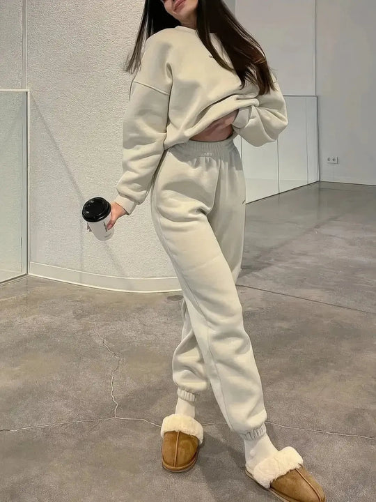 EB | 2-Teiliger Hoodie und Hosen Set